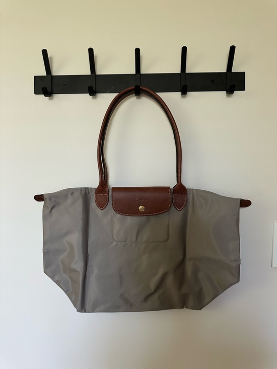 Longchamp Handbags - Longchamp Le Pliage Medium Shoulder Tote Taupe Brown Leather Trim NWT